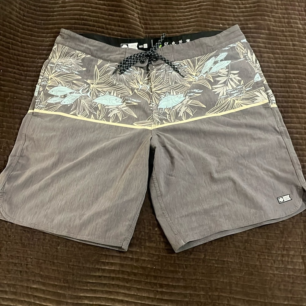 Men’s salty crew board shorts